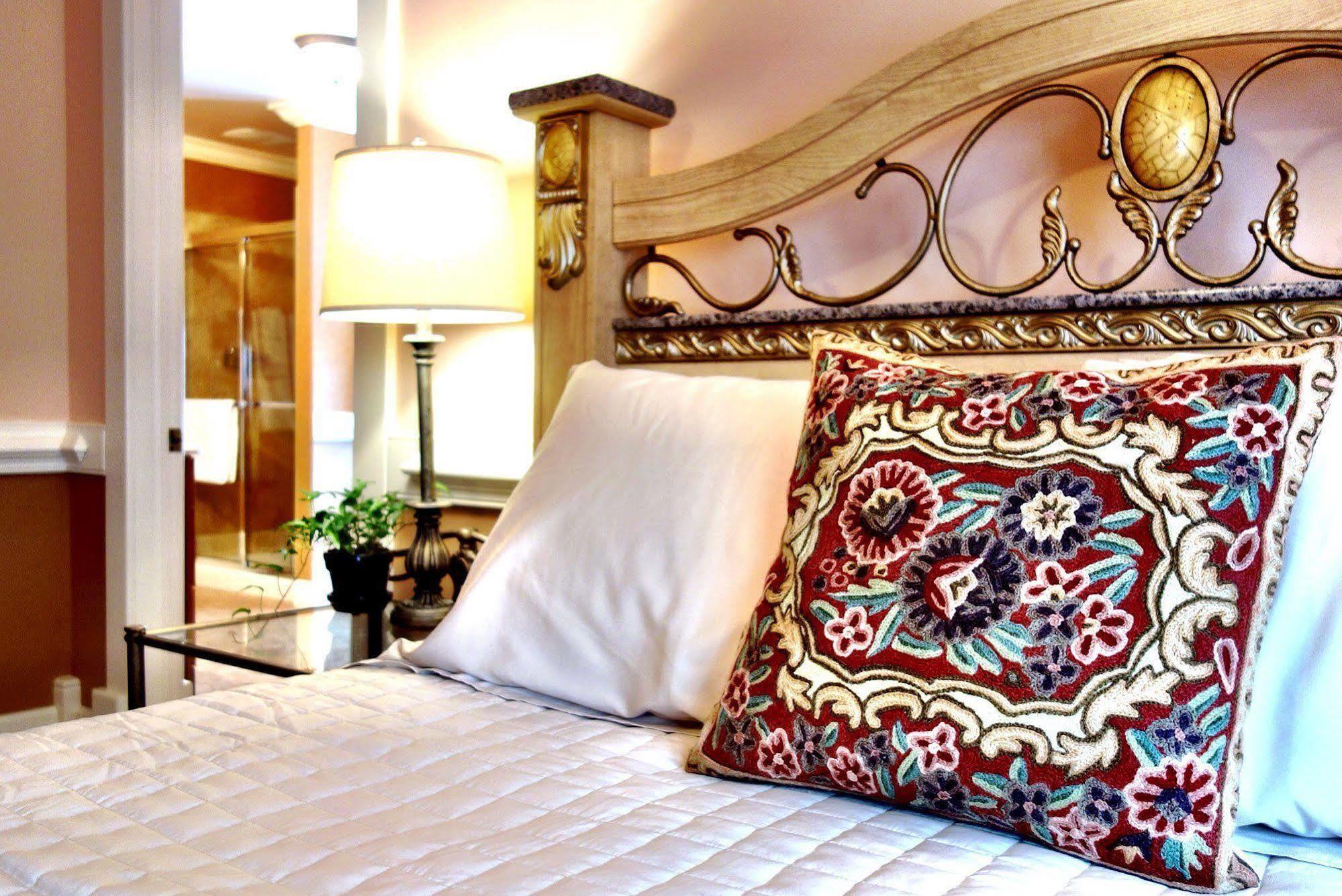 The Jacqueline House Bed & Breakfast New Castle Exterior photo
