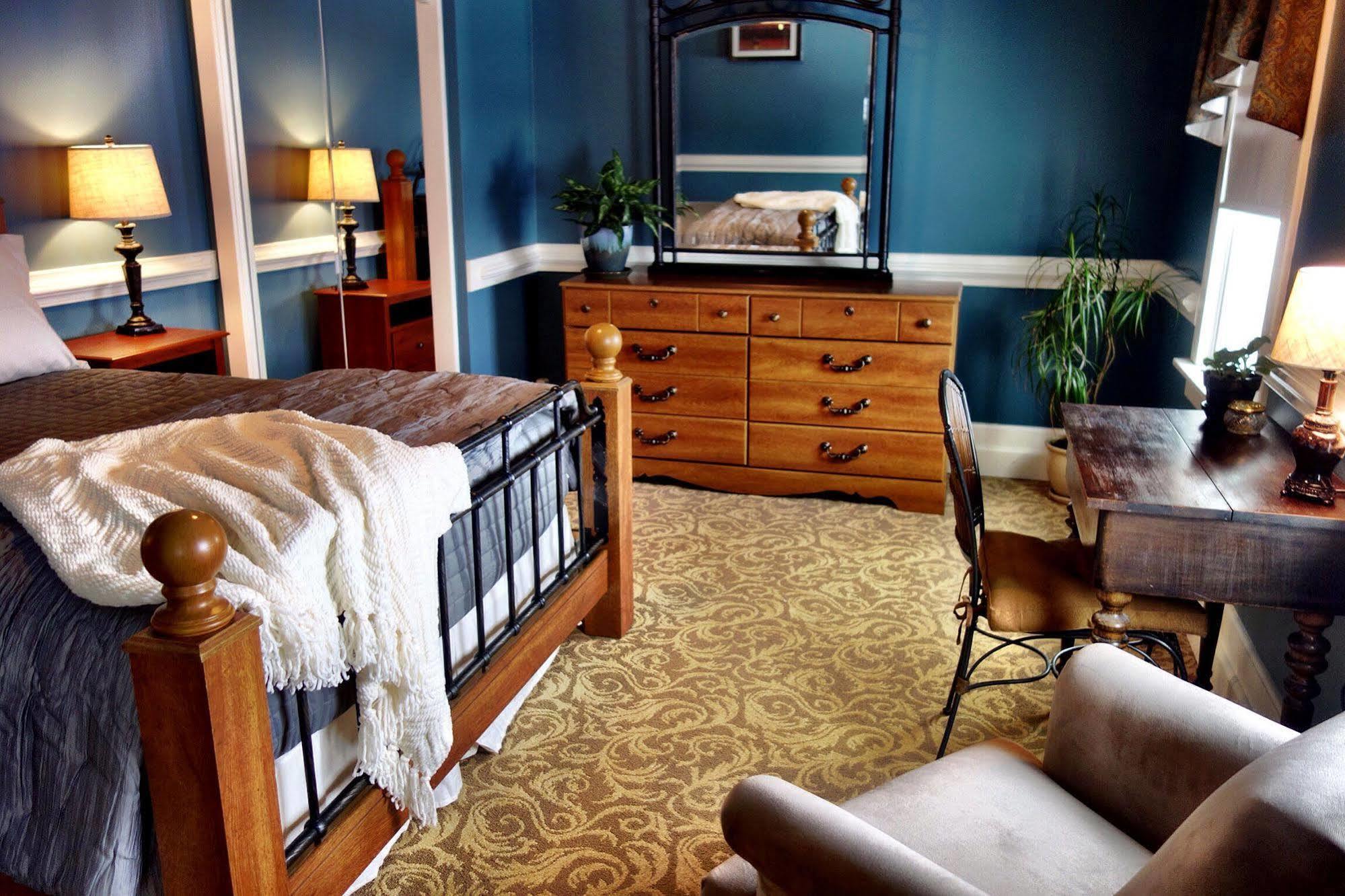 The Jacqueline House Bed & Breakfast New Castle Exterior photo